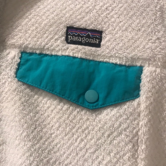 White/teal 4-snap Patagonia fleece - Picture 4 of 5